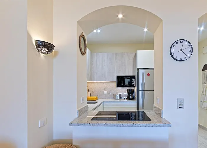 3 Bedroom Nubian Townhouse With Lagoon Access Hurghada