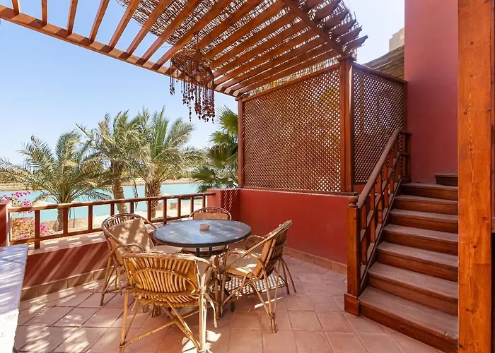 3 Bedroom Nubian Townhouse With Lagoon Access Apartment